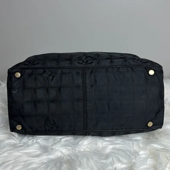 100% Authentic Pre-owned Chanel Nylon Black Tote Bag, 13.5x10x6 - Picture 6 of 16